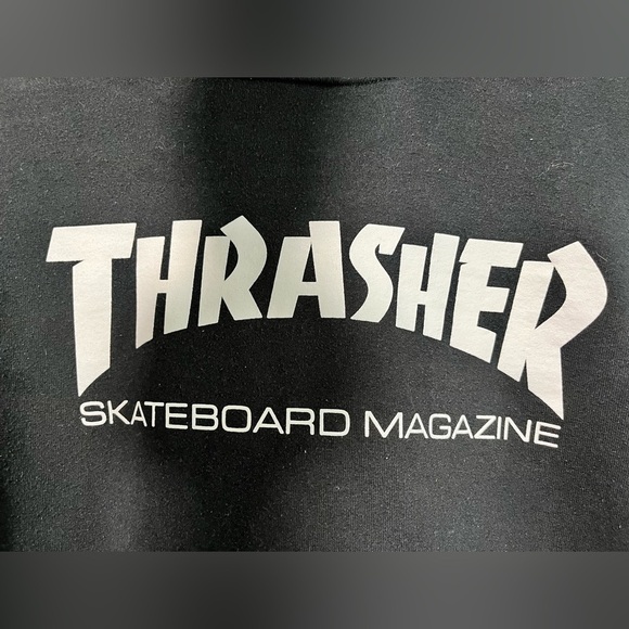 Thrasher Skateboard Magazine Hoodie - Black - Size Medium - Picture 3 of 11